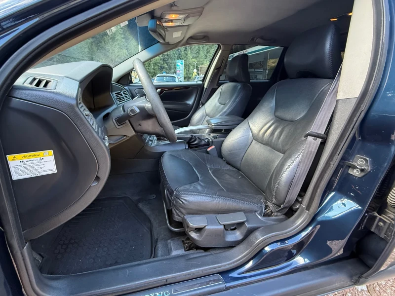 Volvo Xc70 D5 AWD , снимка 7 - Автомобили и джипове - 51968678