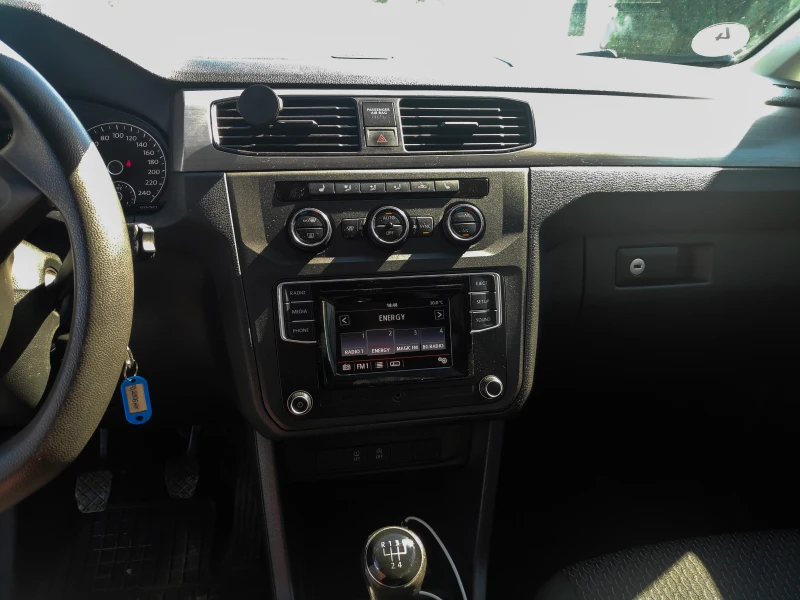 VW Caddy MAXI 6+ 1, снимка 13 - Автомобили и джипове - 52413933