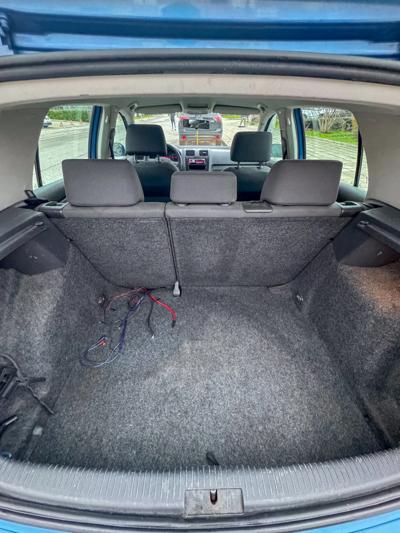 VW Golf 1.9 TDI , снимка 8 - Автомобили и джипове - 52683941