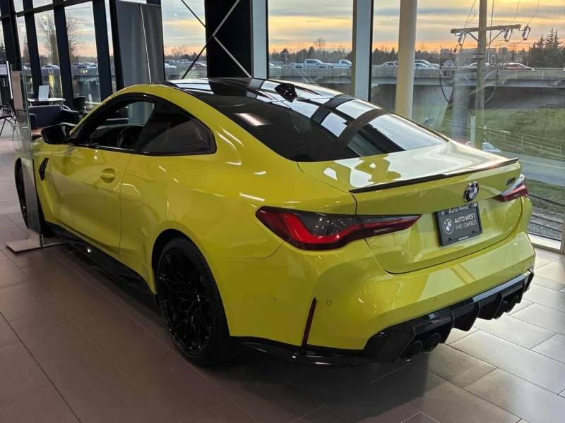 BMW M4 * Competition M xDrive * CARFAX * БЕЗ ПЪРВОНАЧАЛНА, снимка 2 - Автомобили и джипове - 52912668