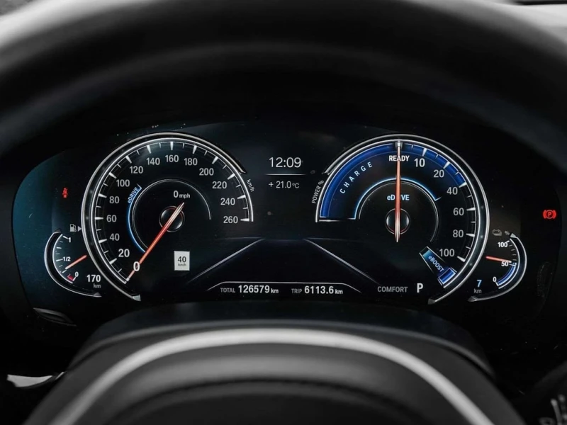 BMW 530E * xDrive * CARFAX * БЕЗ ПЪРВОНАЧАЛНА ВНОСКА, снимка 16 - Автомобили и джипове - 53214034