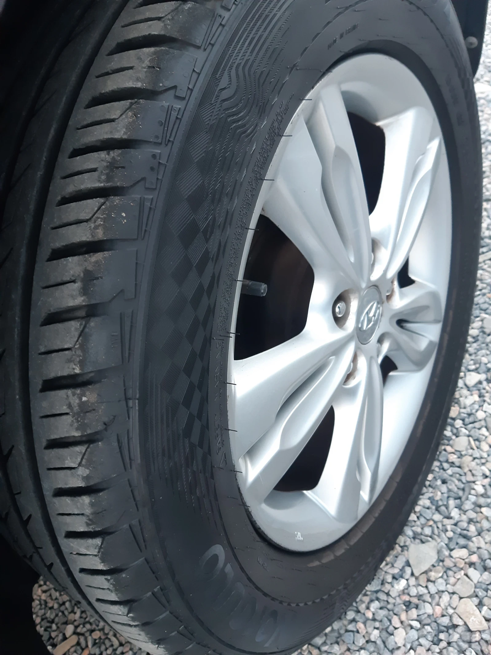 Hyundai IX35 КАТО НОВ, снимка 16 - Автомобили и джипове - 49441040