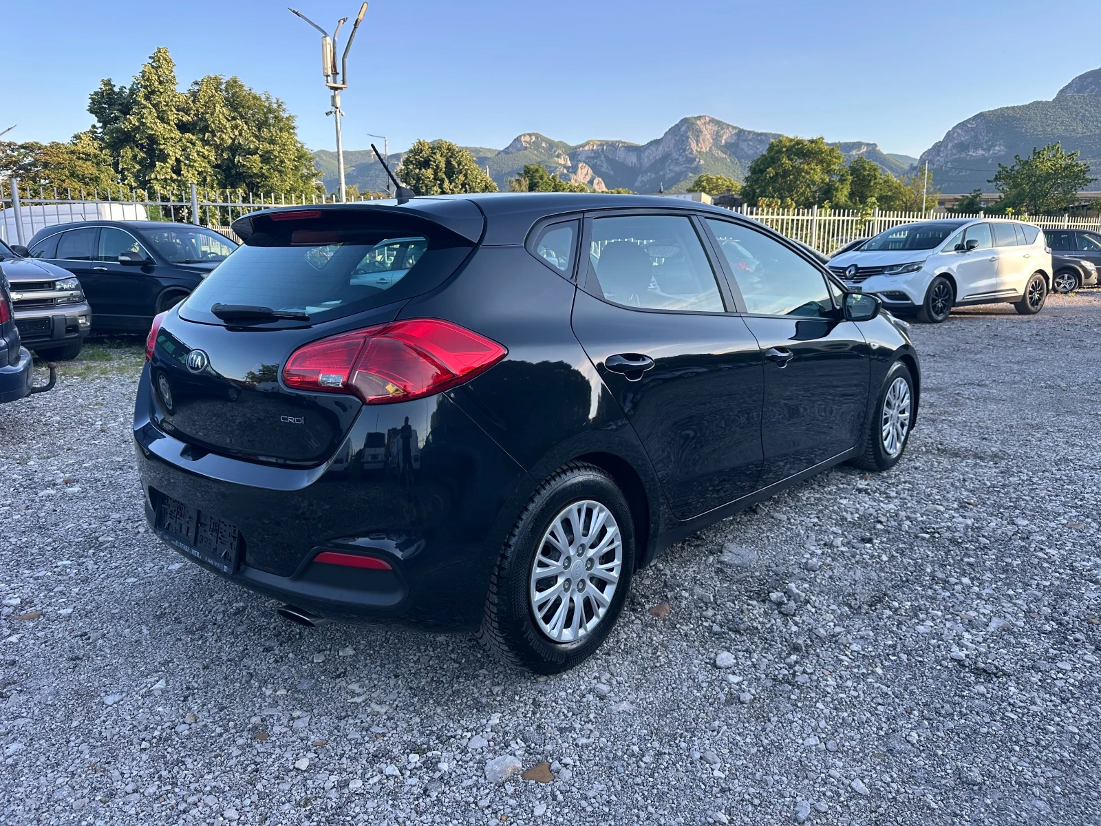 Kia Ceed 1.4CRDI 90kc FACE - изображение 3