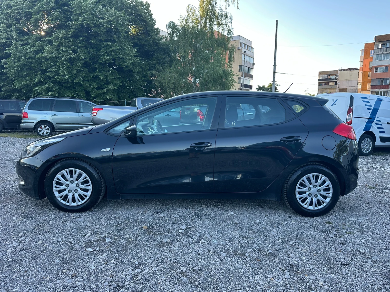 Kia Ceed 1.4CRDI 90kc FACE - изображение 6
