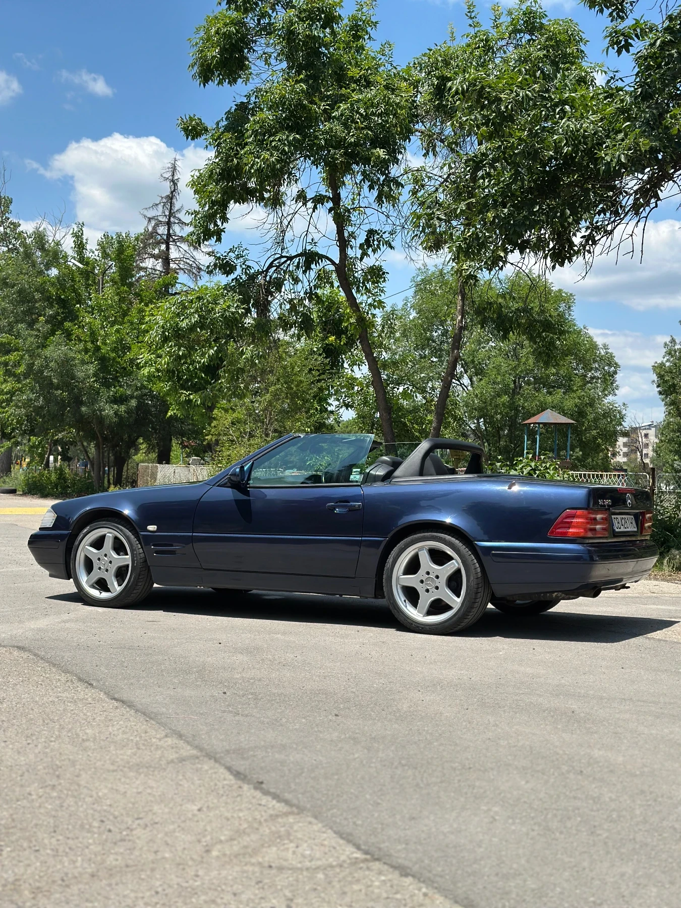 Mercedes-Benz SL 320 - изображение 7