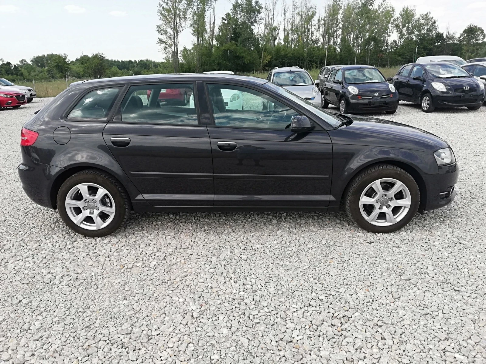 Audi A3 1.6TDI S LINE NAVI KLI. - изображение 7
