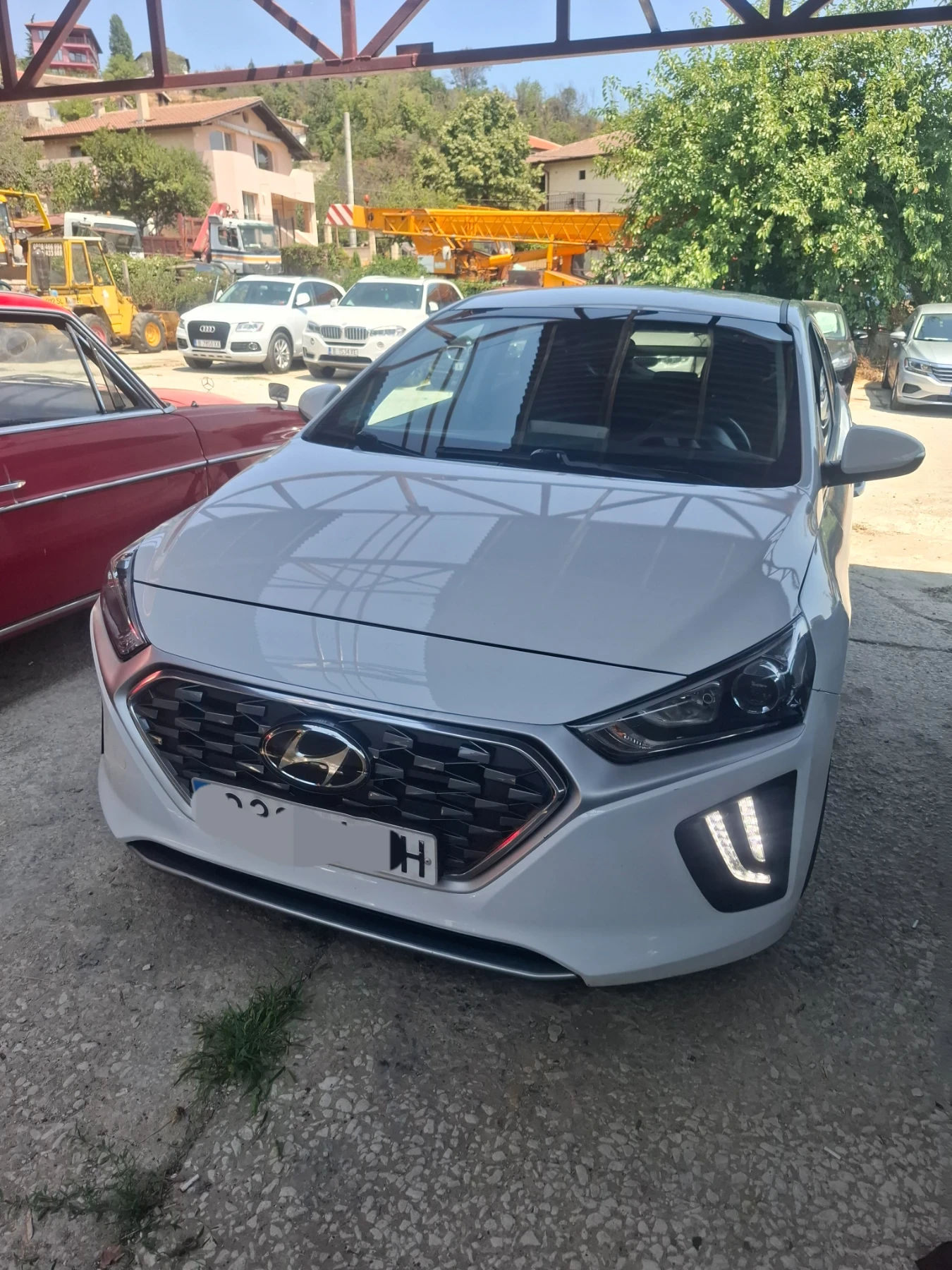 Hyundai Ioniq 1.6i hybrid - изображение 2
