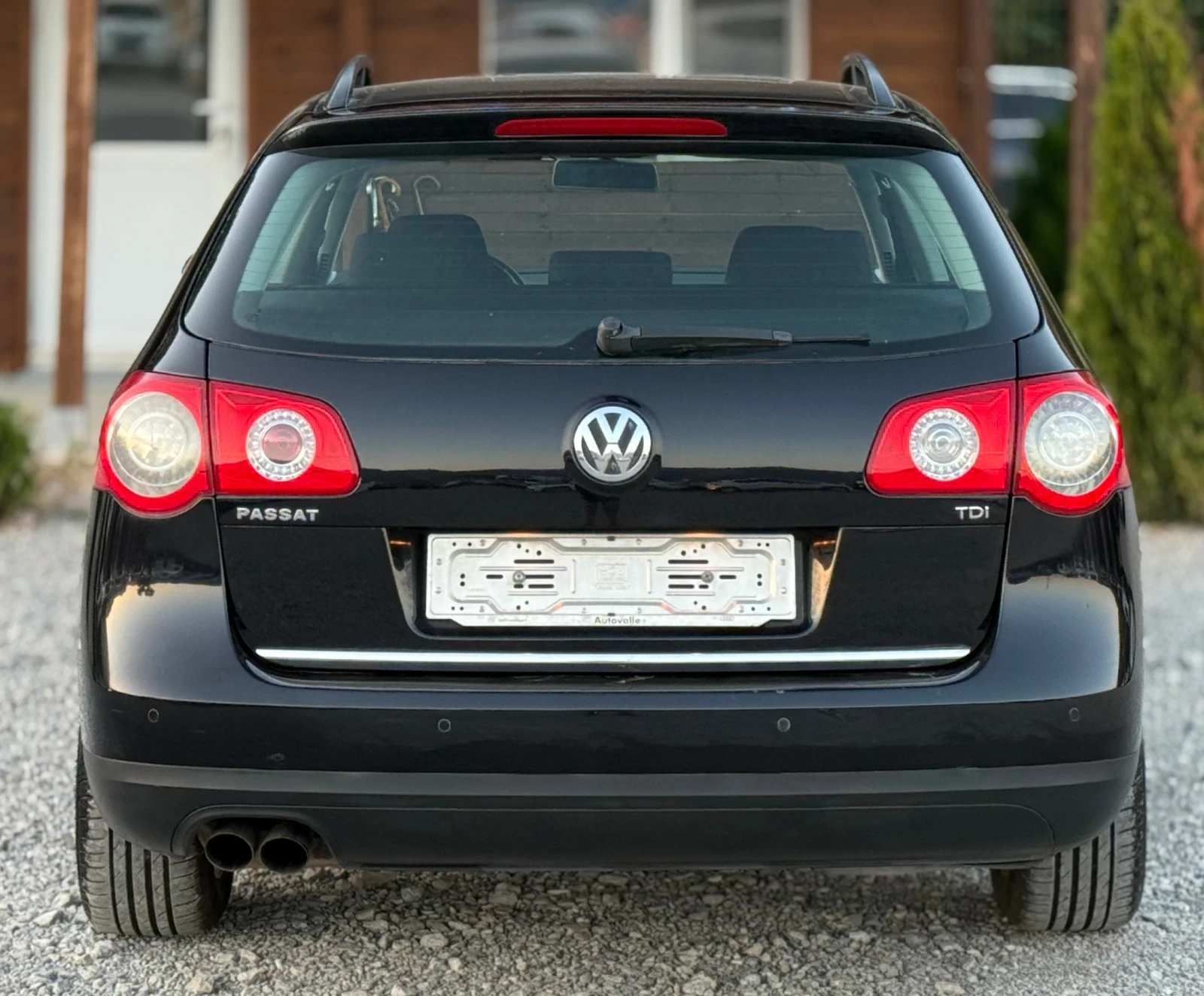 VW Passat 2.0TDi 110к.с * Климатроник* * Face-Lift*  - изображение 5