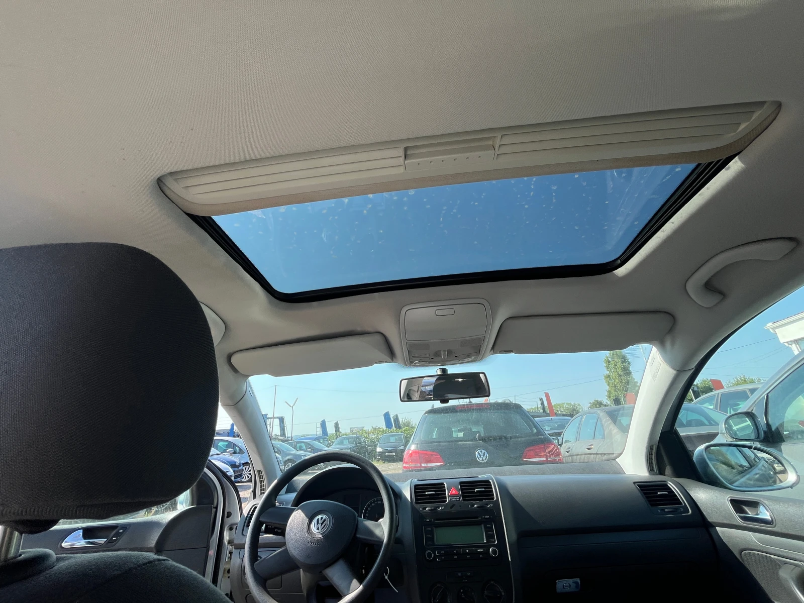 VW Golf 1.6 БЕНЗИН 102к.с - изображение 10