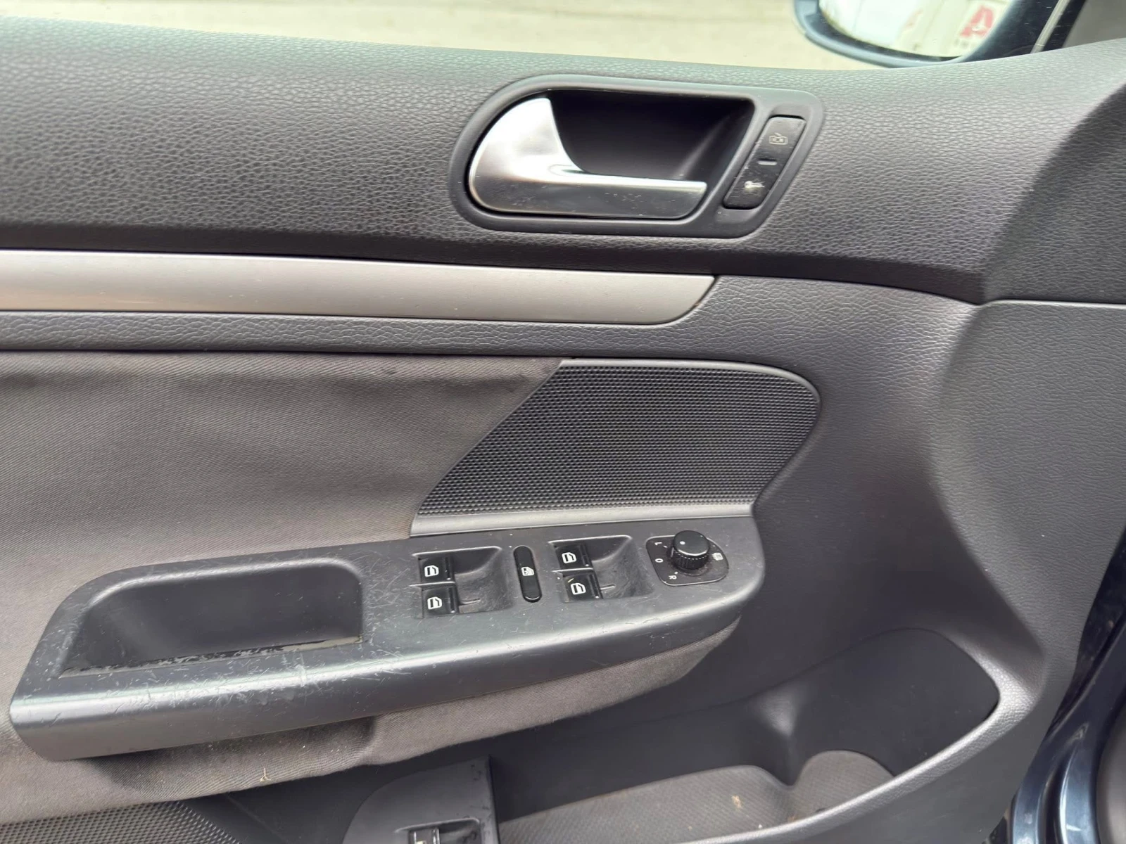 VW Golf 5 1.6 | Mobile.bg   12