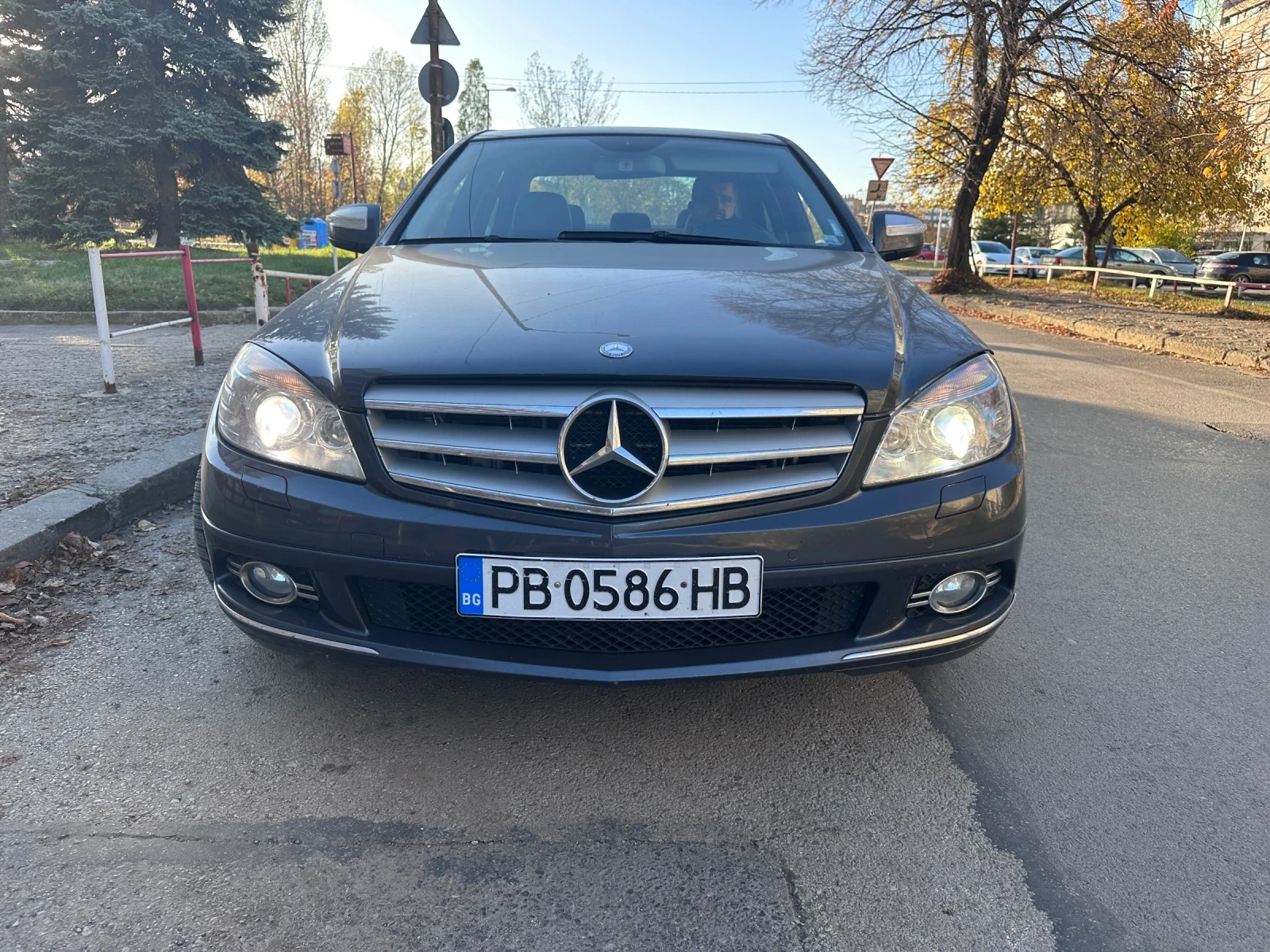 Mercedes-Benz C 320  - изображение 9