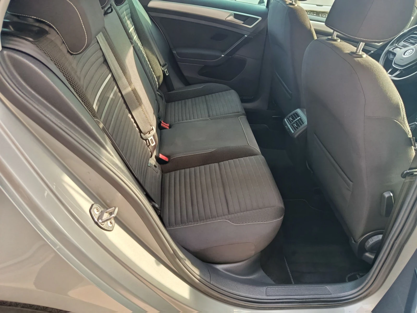 VW Golf 1.6TDI EURO6 NAVI CUP - изображение 9