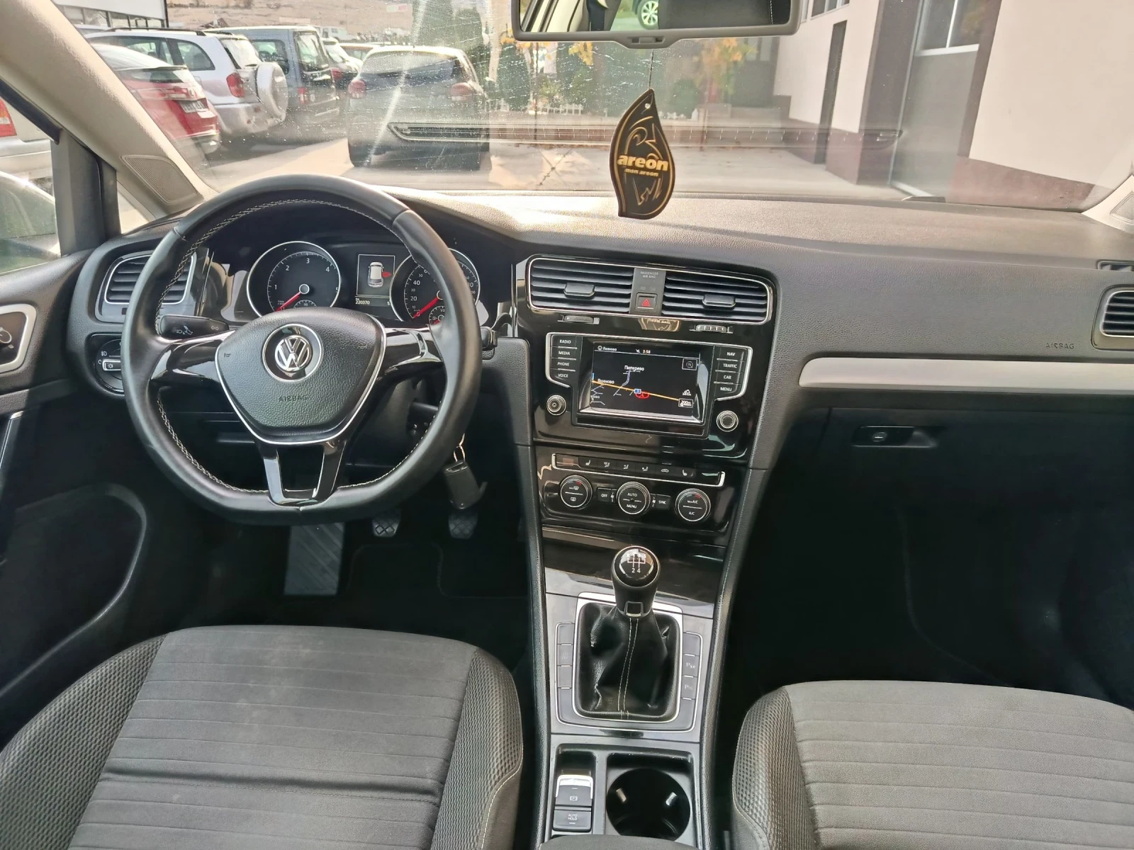 VW Golf 1.6TDI EURO6 NAVI CUP - изображение 8