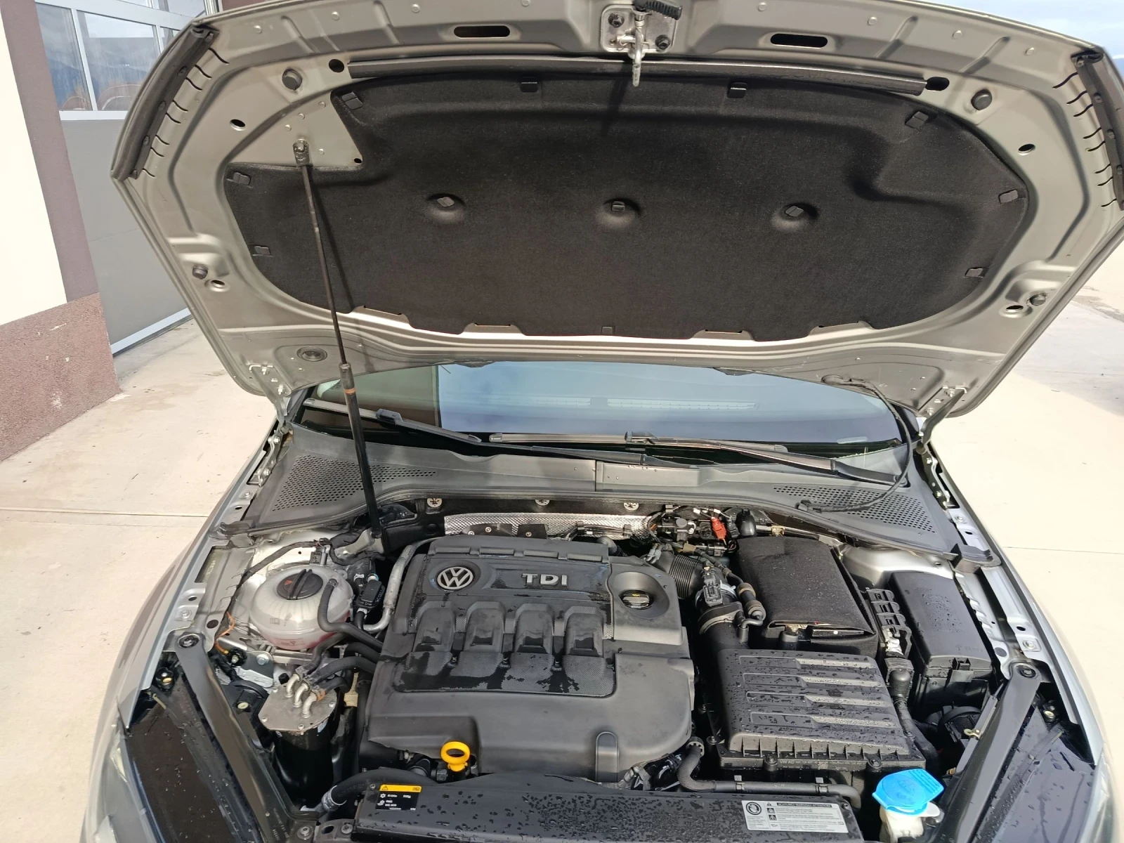 VW Golf 1.6TDI EURO6 NAVI CUP | Mobile.bg � ����������� 15