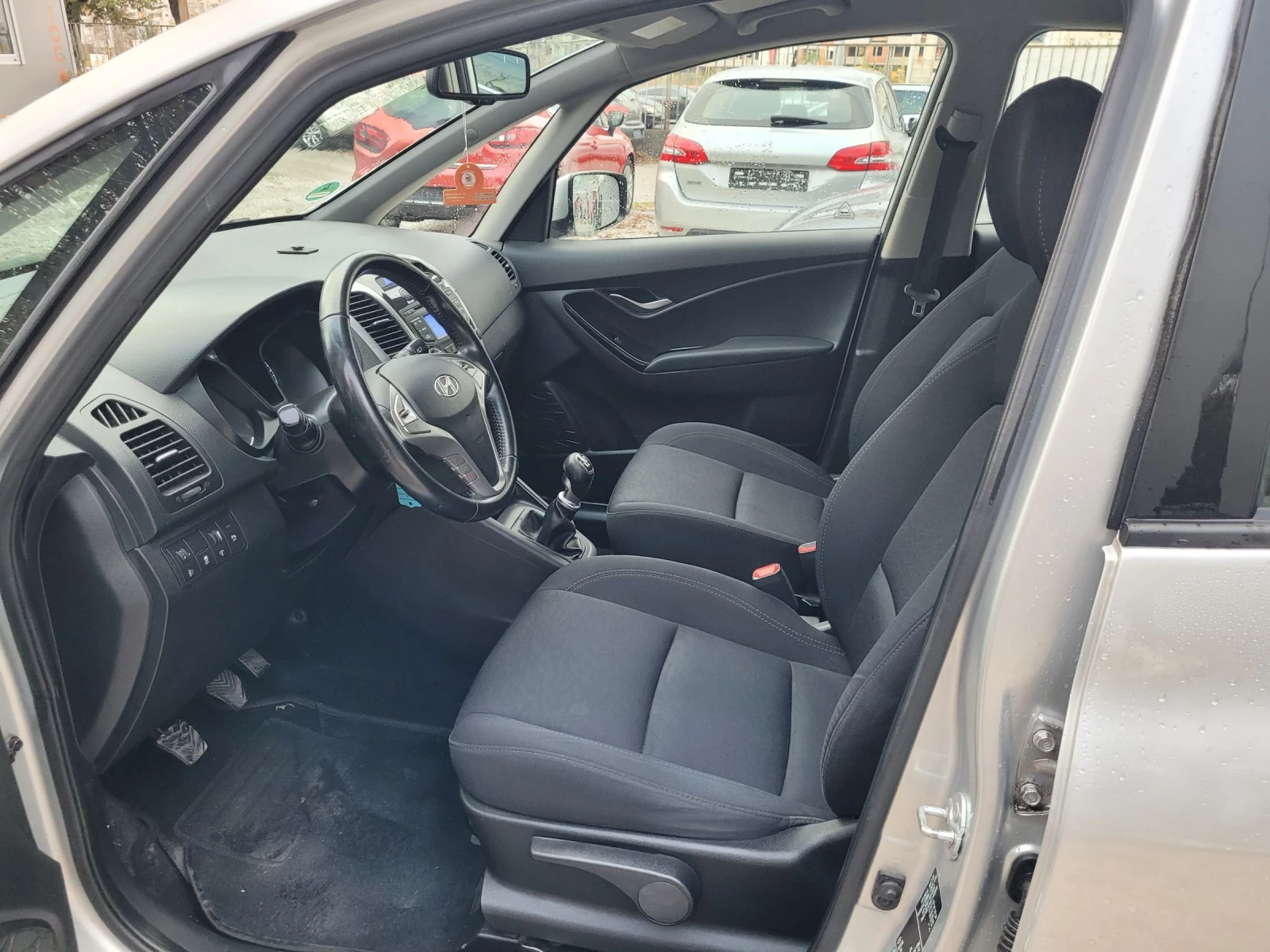 Hyundai Ix20 1.4 i - изображение 6