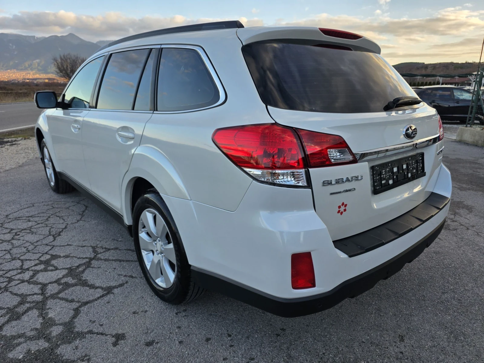 Subaru Outback 2.5i Bi-Fuel Exclusive  | Mobile.bg � ����������� 4