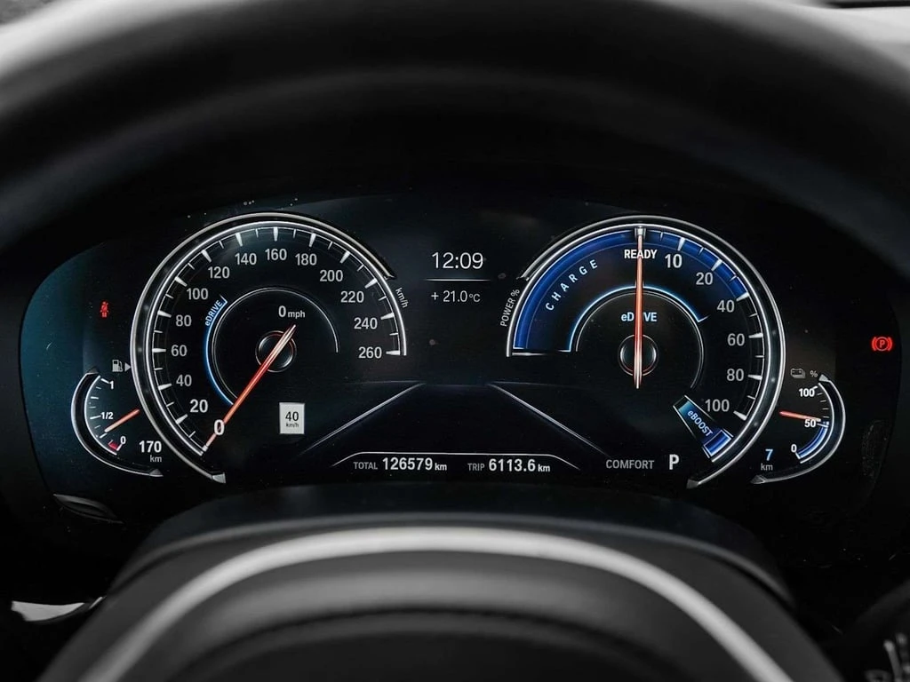 BMW 530E * xDrive * CARFAX * ��� ������������ ������ | Mobile.bg � ����������� 16