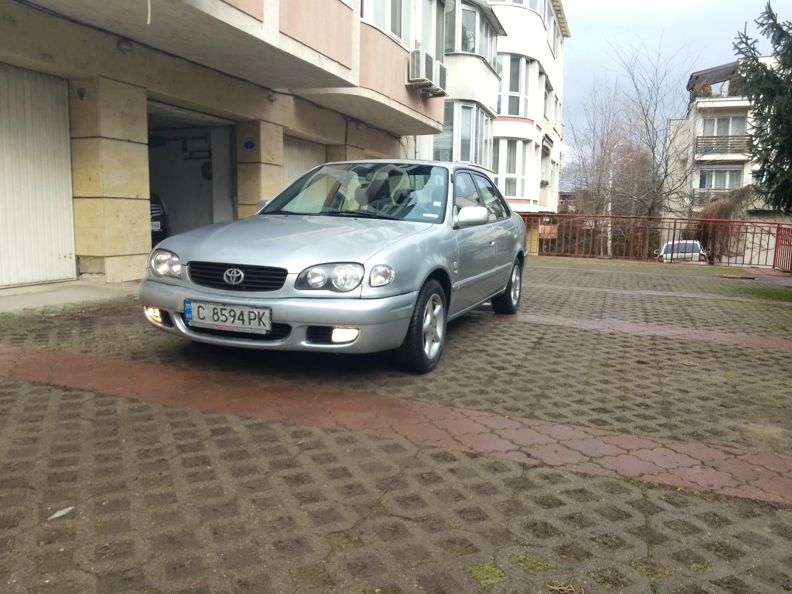 Toyota Corolla  - изображение 2