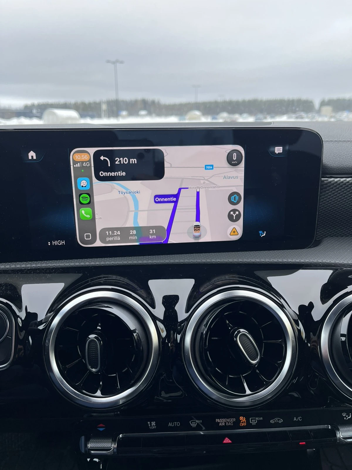 Mercedes-Benz A 200 4MATIC Сервизна история, снимка 8 - Автомобили и джипове - 53736928