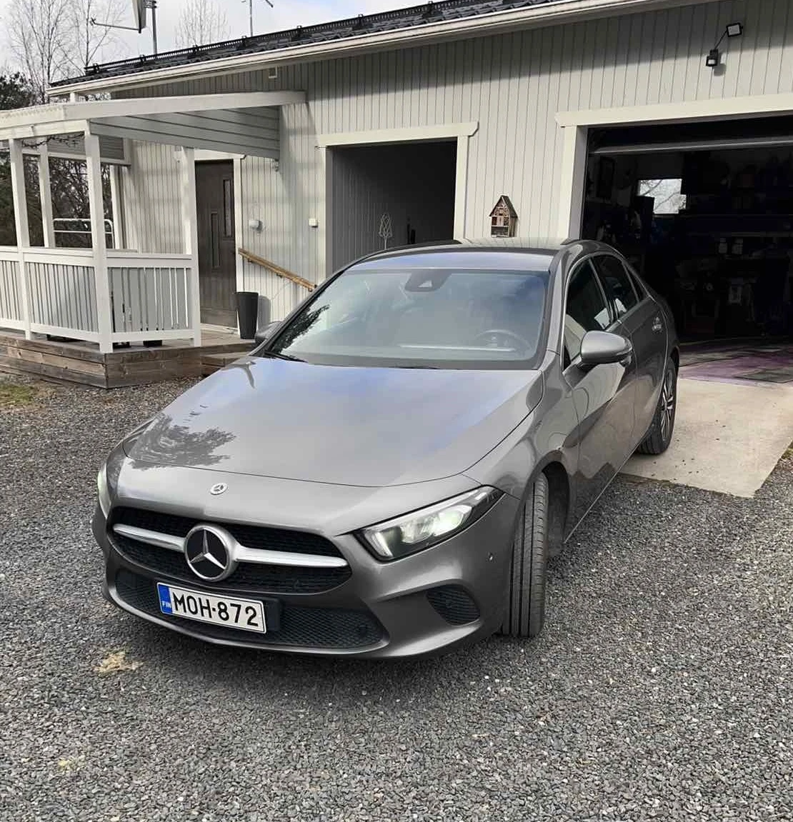 Mercedes-Benz A 200 4MATIC Сервизна история, снимка 3 - Автомобили и джипове - 53736928