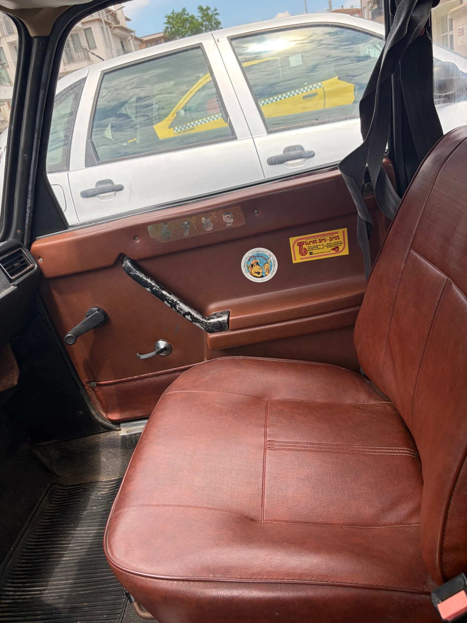 Lada 2105 1300S, снимка 12 - Автомобили и джипове - 54958069