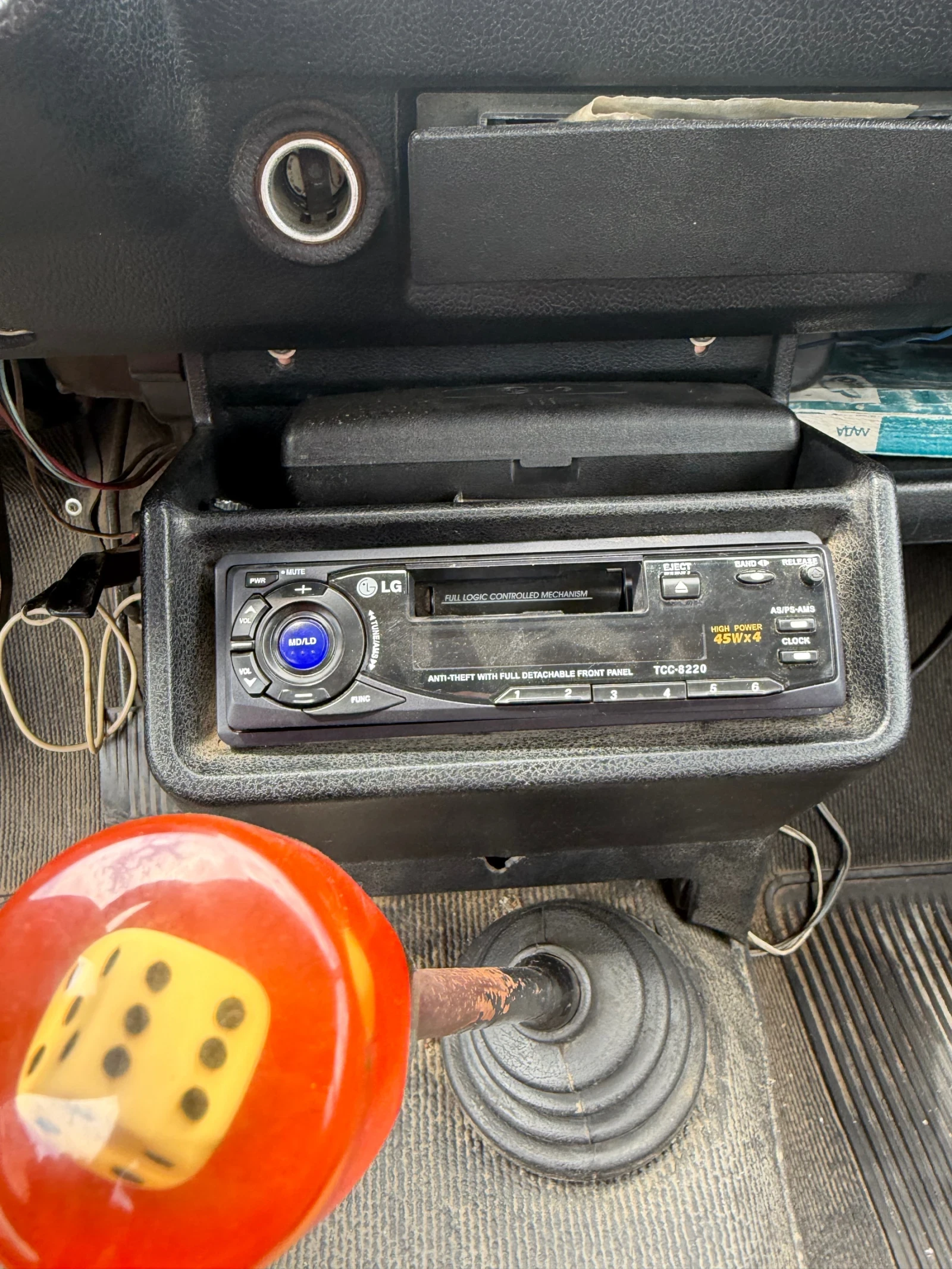 Lada 2105 1300S, снимка 11 - Автомобили и джипове - 54958069