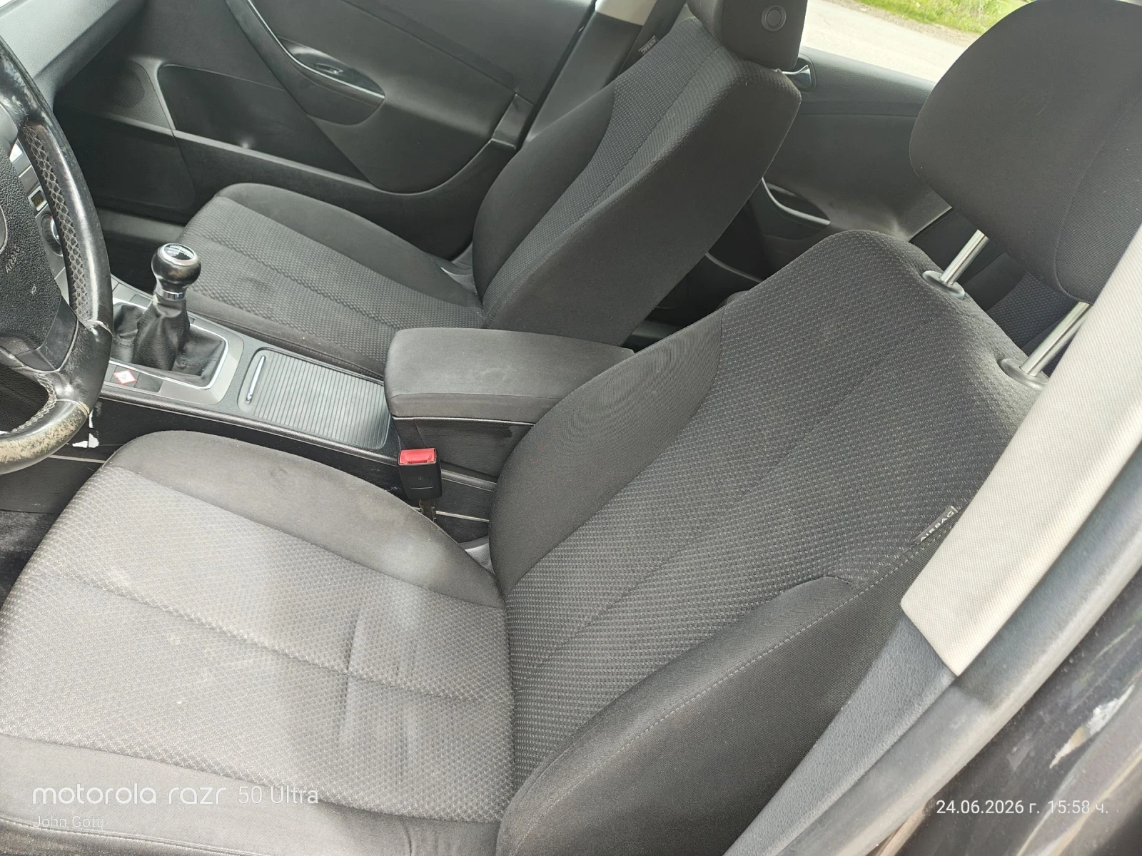 VW Passat 1.9 TDi klimatronik, 2008г., BLS, 105 k.c., снимка 14 - Автомобили и джипове - 55034938