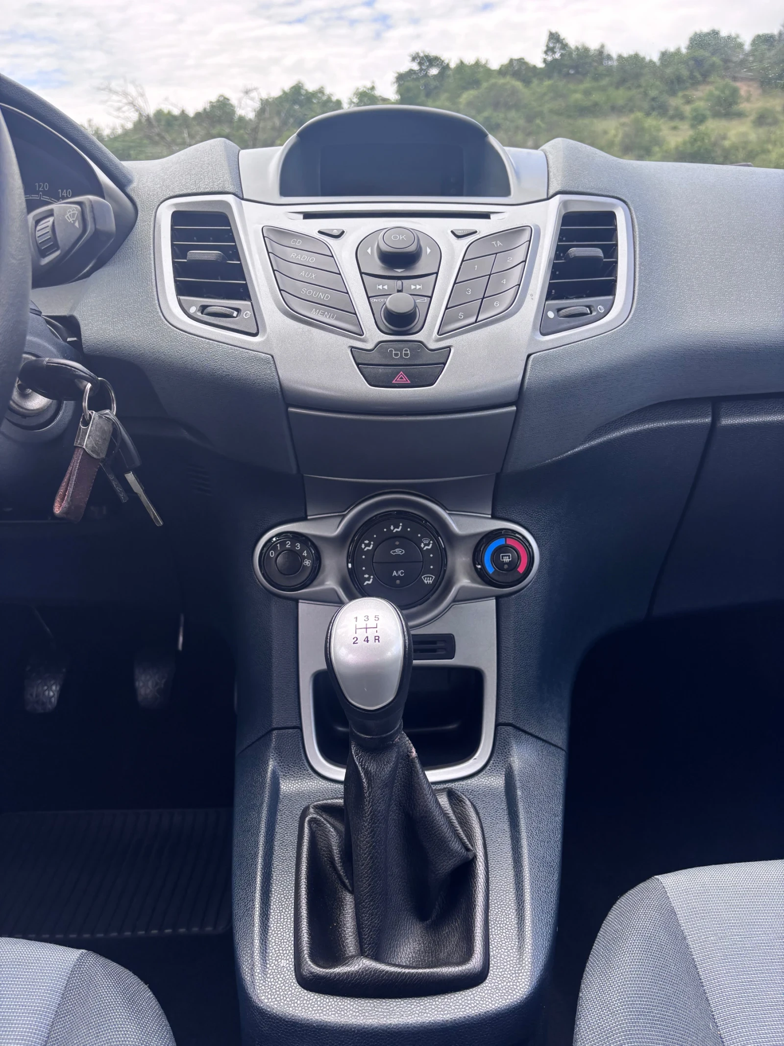 Ford Fiesta 1.4 Газ+ Бензин 174000км!!!, снимка 11 - Автомобили и джипове - 55133609