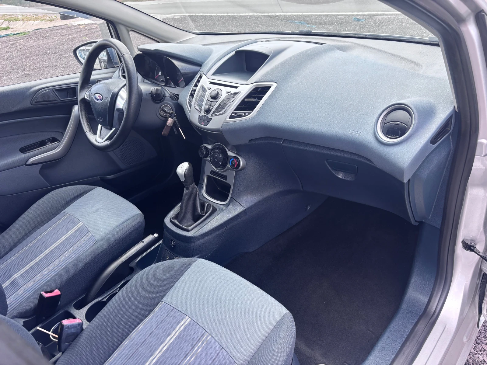 Ford Fiesta 1.4 Газ+ Бензин 174000км!!!, снимка 6 - Автомобили и джипове - 55133609