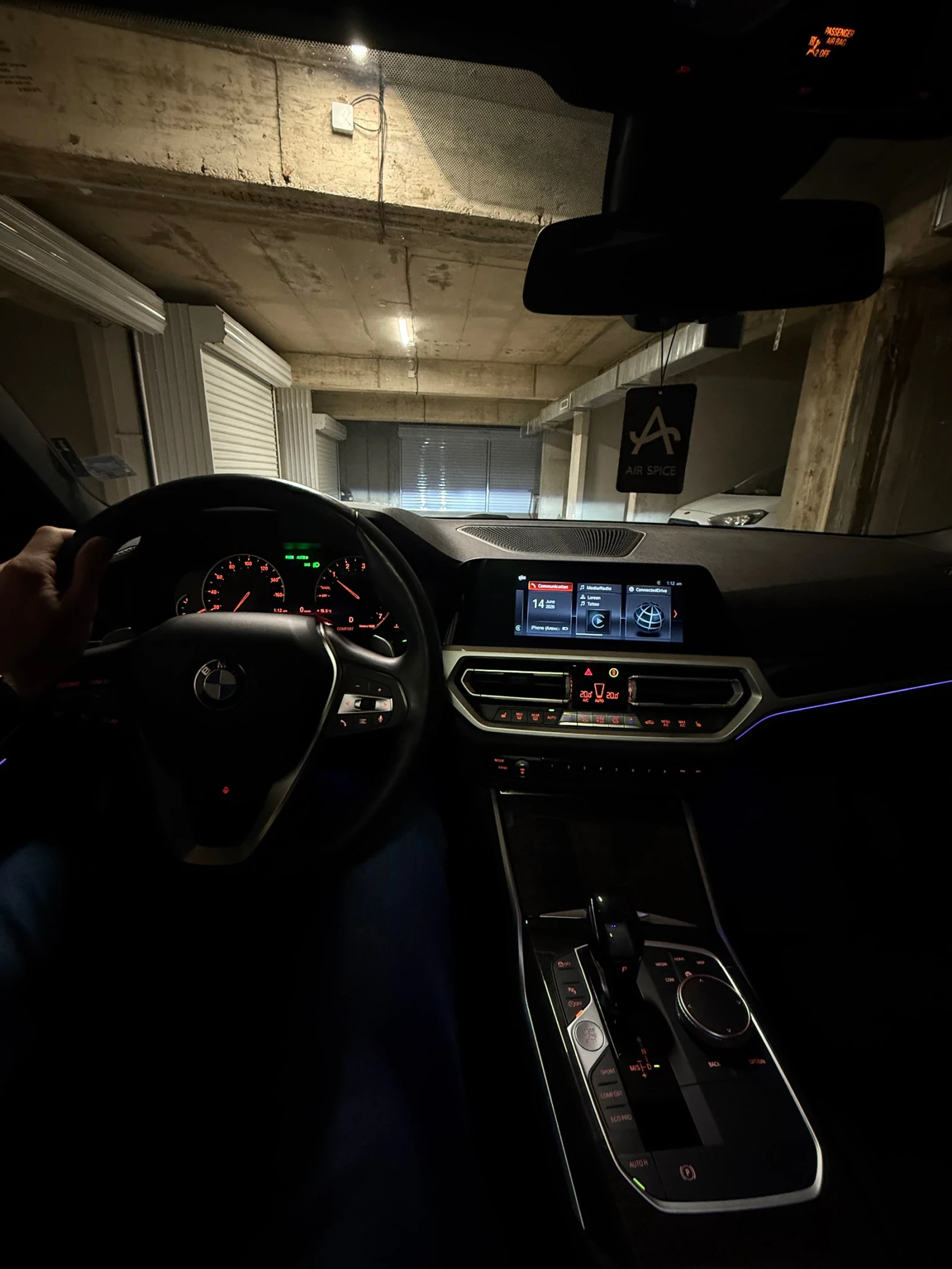 BMW 330, снимка 16 - Автомобили и джипове - 55265579