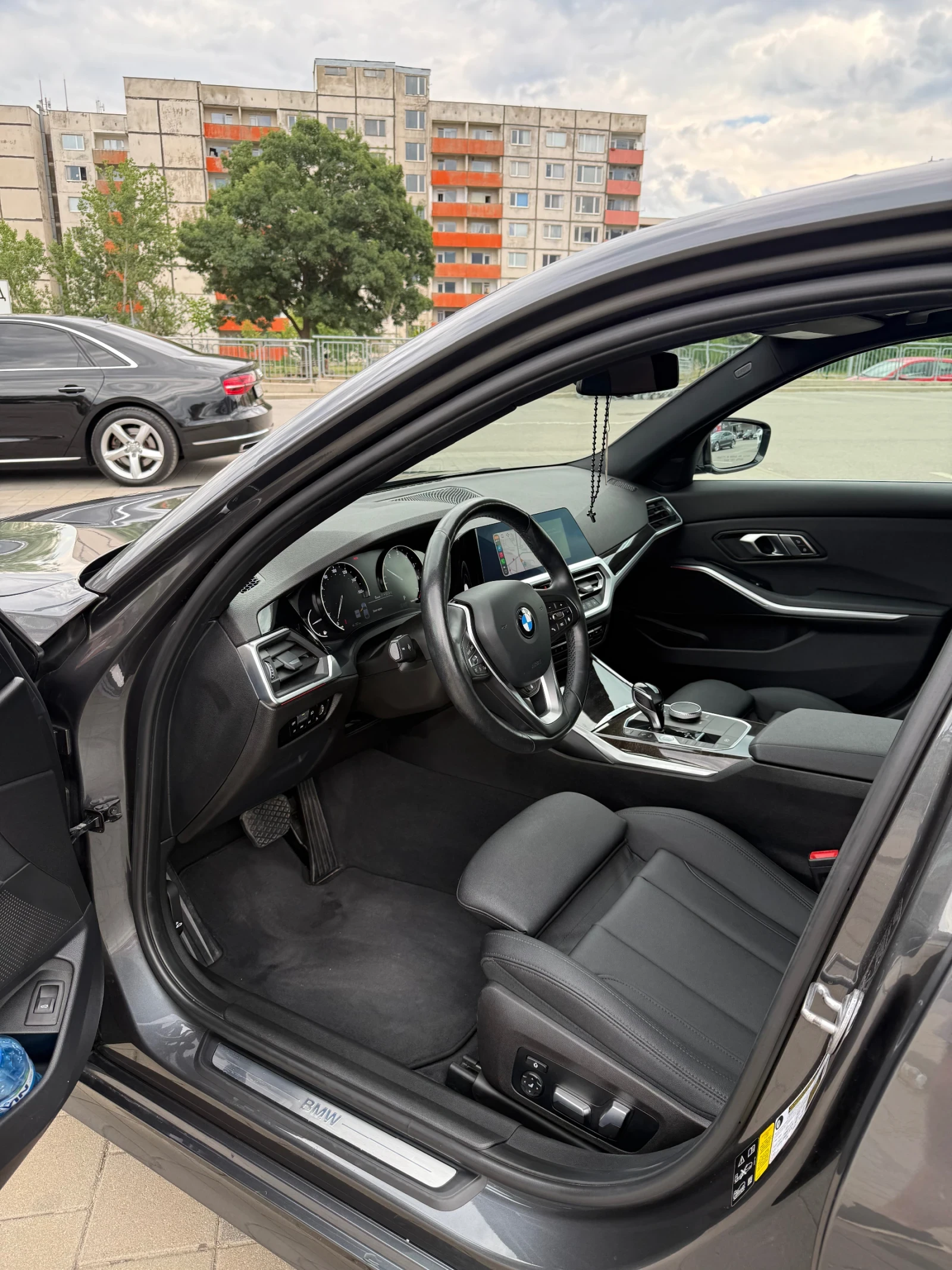 BMW 330, снимка 9 - Автомобили и джипове - 55265579