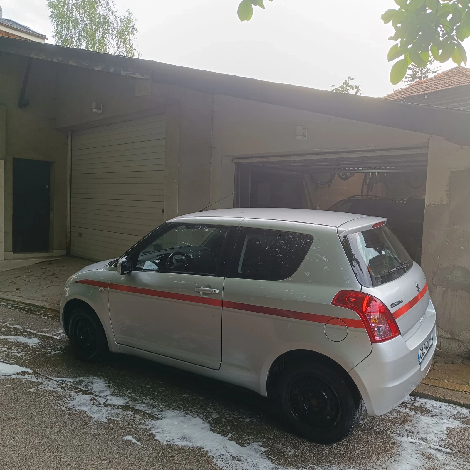 Suzuki Swift, снимка 3 - Автомобили и джипове - 55303466