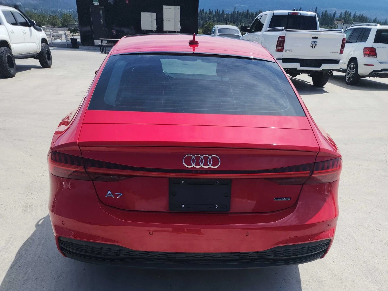 Audi A7 Progressiv Автокредит Цена до България, снимка 4 - Автомобили и джипове - 55493371