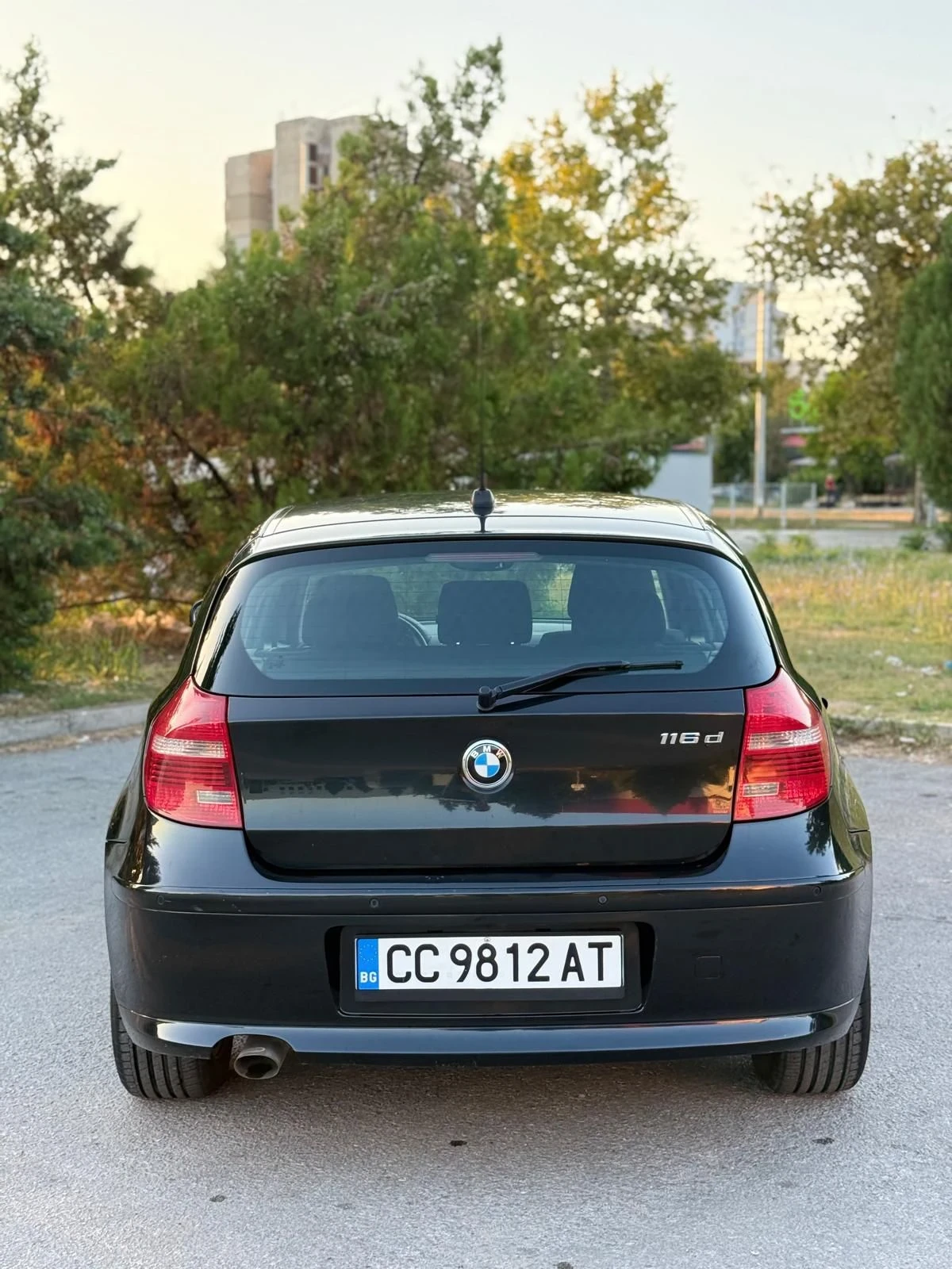 BMW 116 d/2.0/+ EURO5A+ FACELIFT+ ОБСЛУЖЕНА, снимка 5 - Автомобили и джипове - 55894186