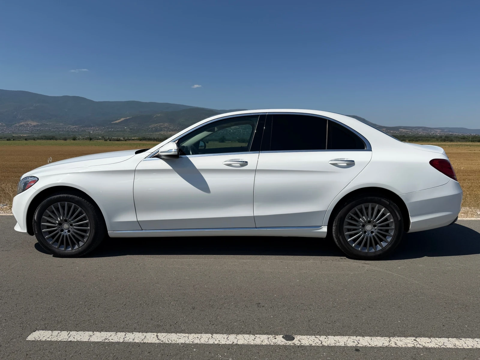 Mercedes-Benz C 300 C300 4 matic, снимка 2 - Автомобили и джипове - 55936255
