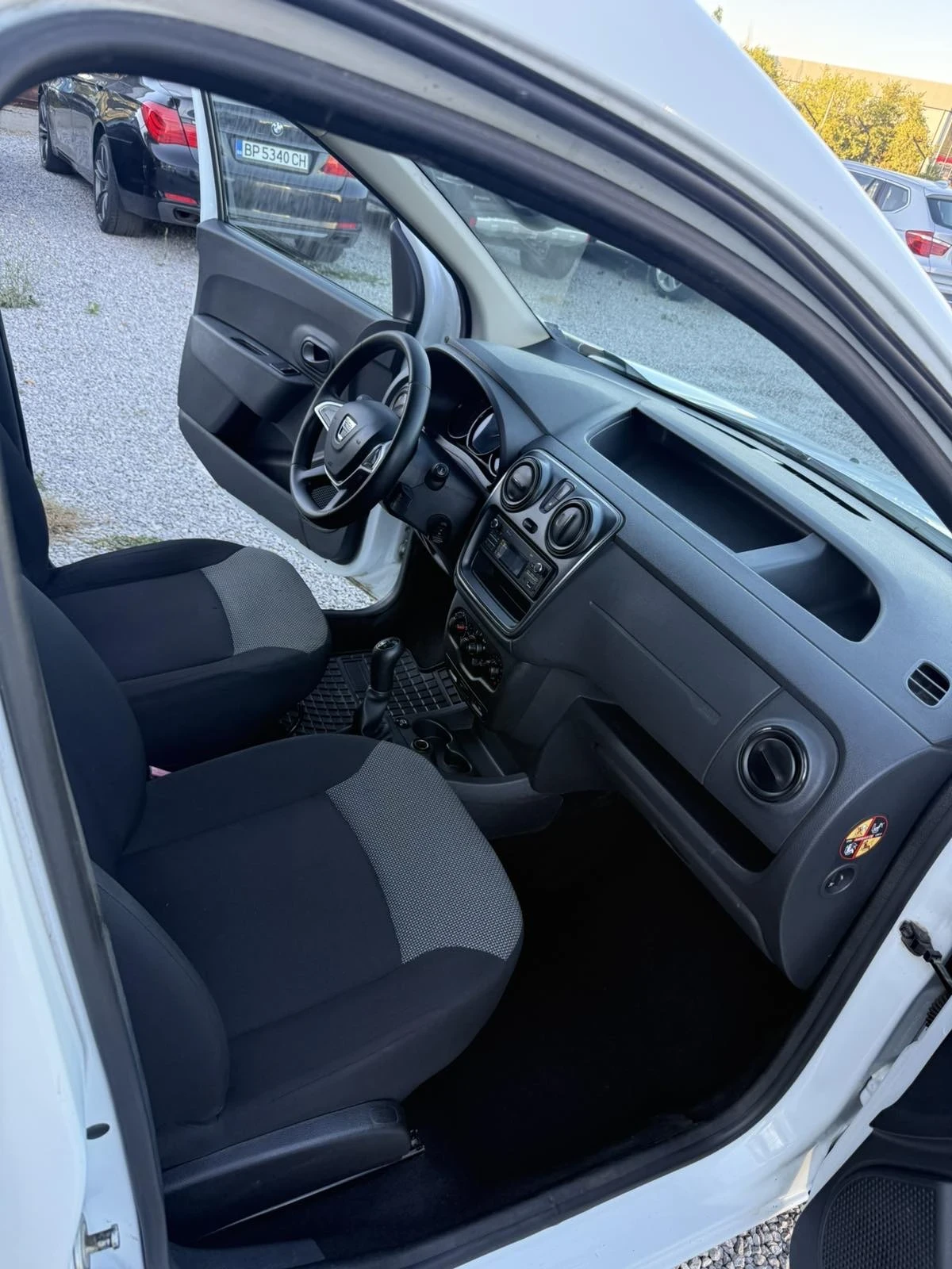 Dacia Dokker 1.6i-��������  ���. �������� / 196��� �� /  | Mobile.bg � ����������� 11