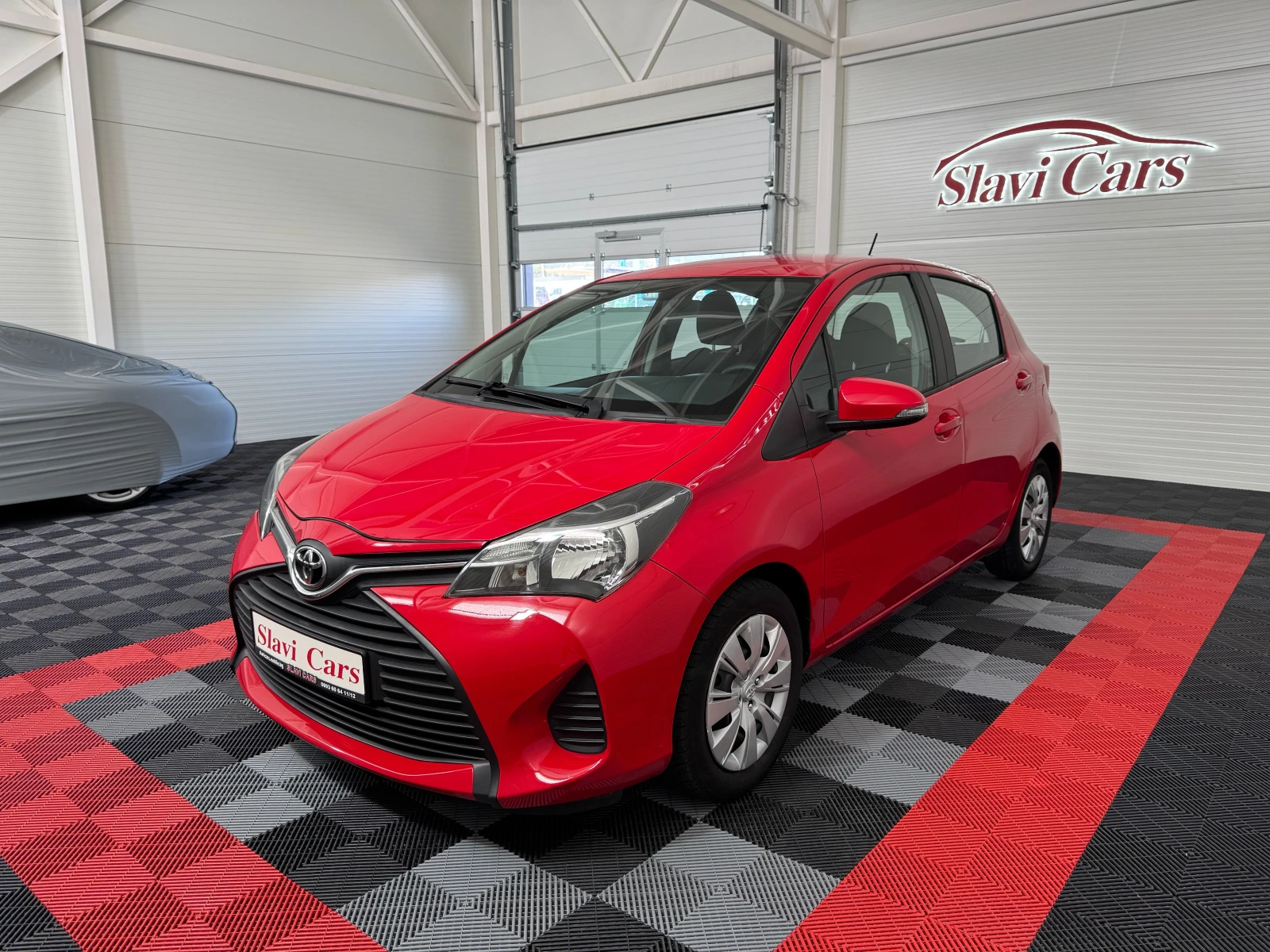 Toyota Yaris 1.0 VVT-i EURO 6B, снимка 3 - Автомобили и джипове - 56138013