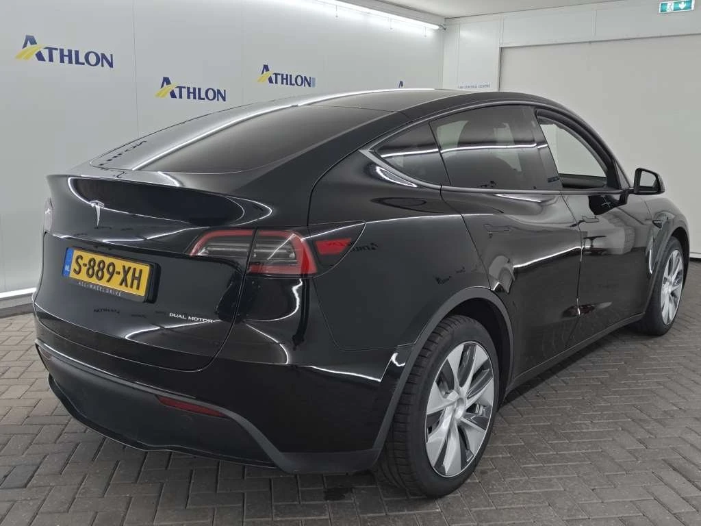 Tesla Model Y Long Range - Dual Motor, снимка 3 - Автомобили и джипове - 56317778