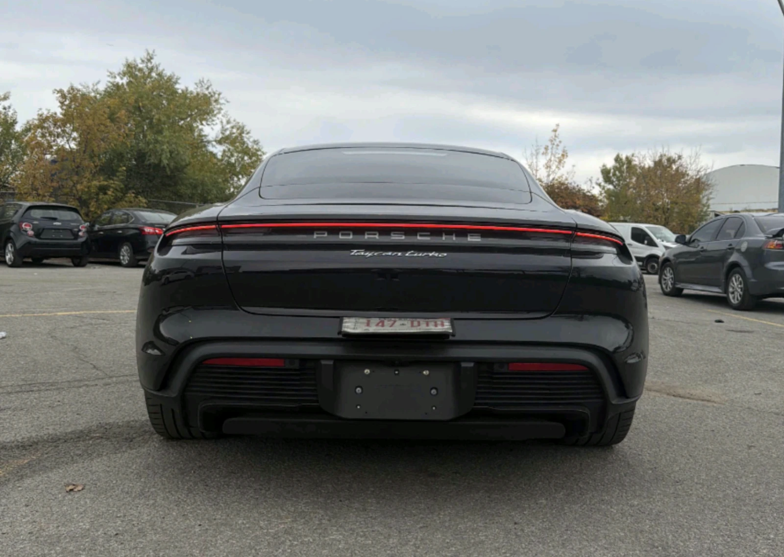 Porsche Taycan TURBO, снимка 2 - Автомобили и джипове - 56686867