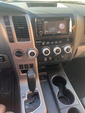 Toyota Sequoia, снимка 12