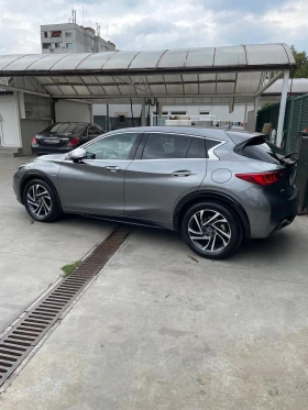 Infiniti Q30 Premium 4x4, снимка 3
