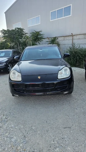     Porsche Cayenne 4.5 .   