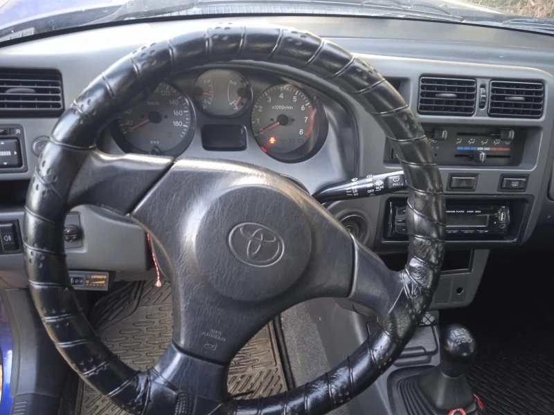 Toyota Rav4, снимка 6 - Автомобили и джипове - 47856702