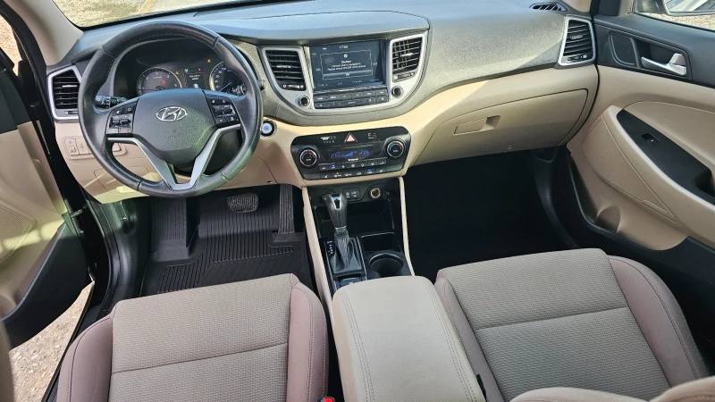 Hyundai Tucson 2.0 CRDI, снимка 9 - Автомобили и джипове - 48504000