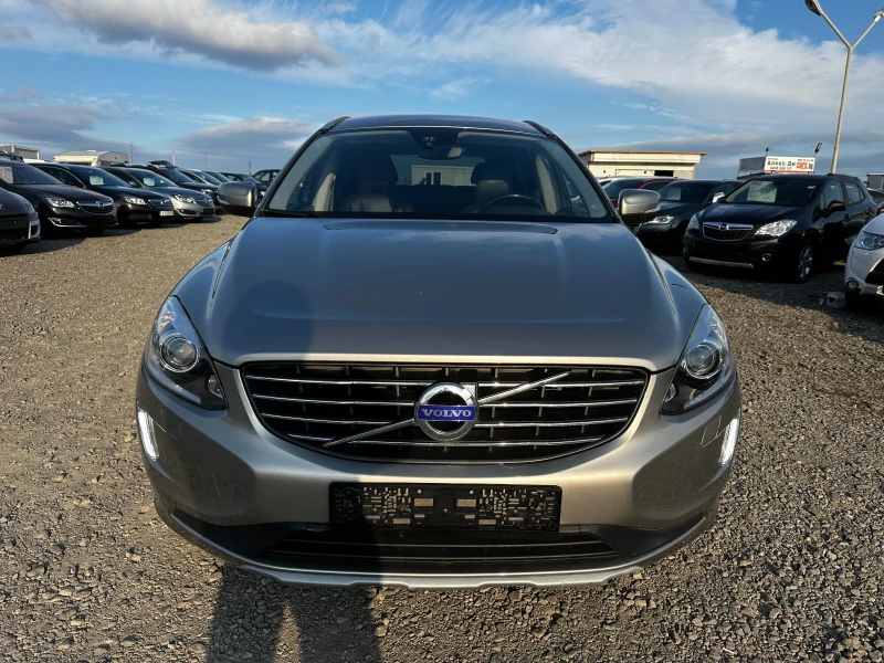 Volvo XC60 2.5 ШВЕЙЦАРИЯ AWD, снимка 5 - Автомобили и джипове - 48528845