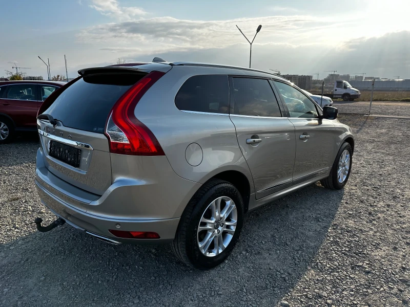 Volvo XC60 2.5 ШВЕЙЦАРИЯ AWD, снимка 8 - Автомобили и джипове - 48528845