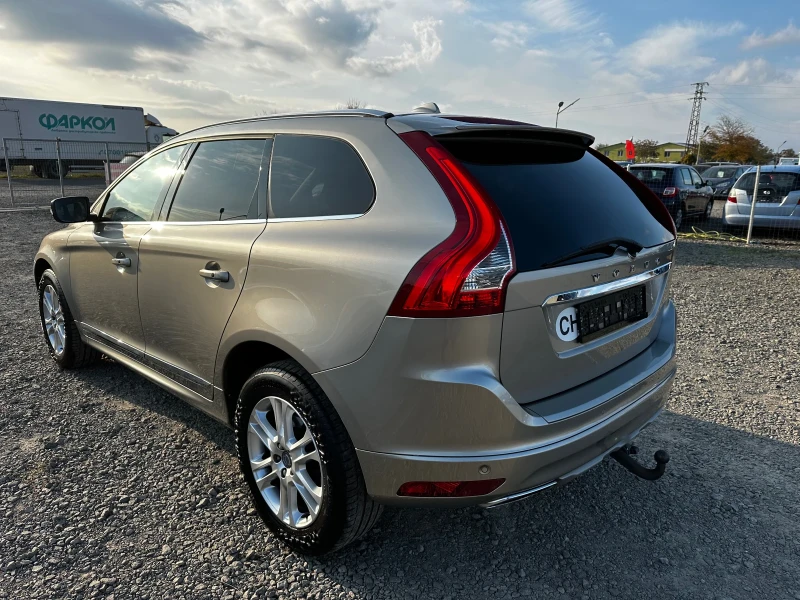 Volvo XC60 2.5 ШВЕЙЦАРИЯ AWD, снимка 4 - Автомобили и джипове - 48528845