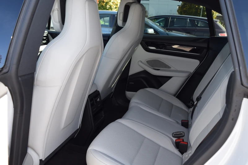 Porsche Macan 4 , снимка 6 - Автомобили и джипове - 52235490