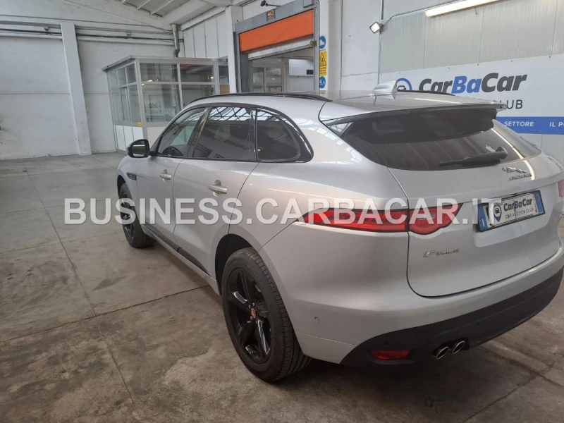 Jaguar F-PACE R-SPORT ШУМ В МОТОРА!!, снимка 5 - Автомобили и джипове - 52819829