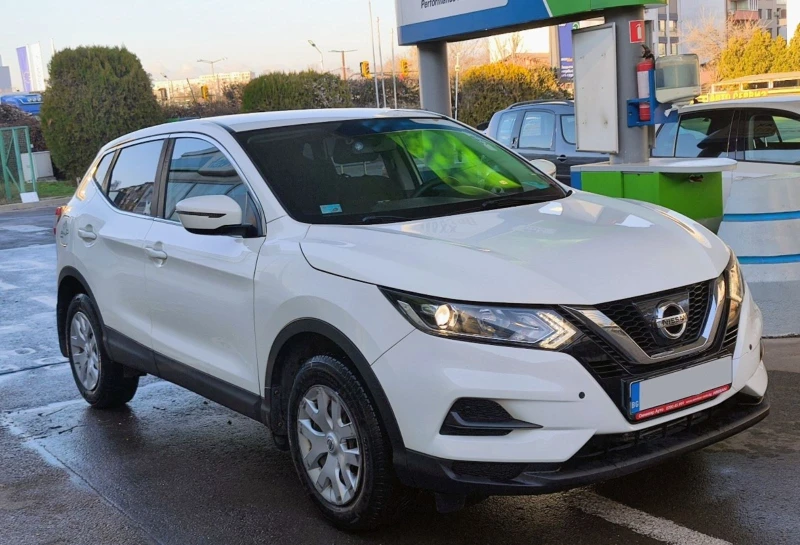 Nissan Qashqai, снимка 4 - Автомобили и джипове - 53052810